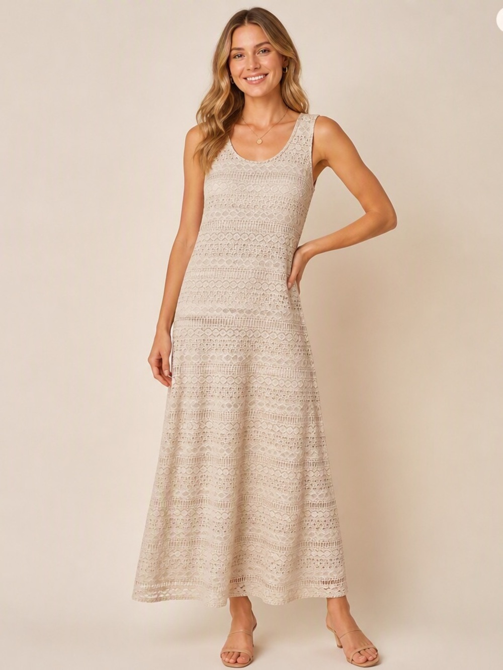 Sharagano Lace Maxi Dress | Size 6 | Lined |
Preowned
